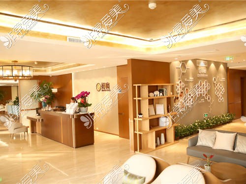 禧月閣月子會(huì )所大廳